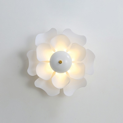 Nordic Style Wall Lamp Indoor Flower Shape 12 Inchs Wide Fashion Decoration Wall Sconce with Acrylic Shade in White