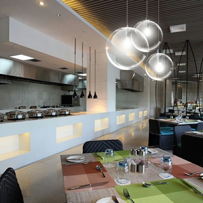 Globe Shaped Restaurant Ceiling Pendant Lamp Clear Glass 1 Head Minimalistic Suspension Light for Kitchen