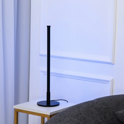 Oval Linear Shape LED Desk Light Minimalist Night Table Lamp in Black with Round Metal Base