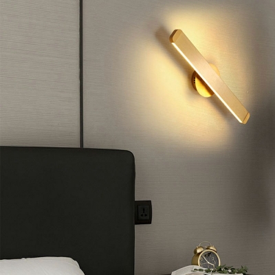 Rotatable Rectangle Wall Mount Reading Light Modern Metal Indoor Wall Sconce Light in Gold