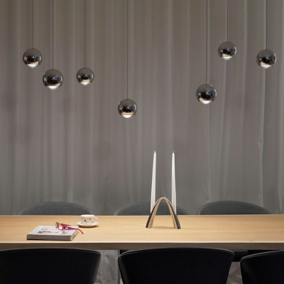 Modern Style Glass LED Hanging Light Platting Globe Pendant Light for Bar Dinning Room