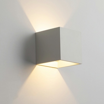 Simple Minimalist Style 2 Lights Square Wall Mounted Light Metal Wall Light Sconces for Bedroom