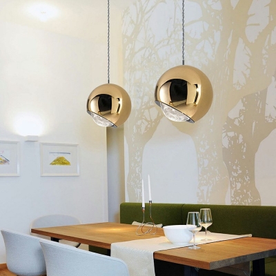 Modern Style Glass LED Hanging Light Platting Globe Pendant Light for Bar Dinning Room