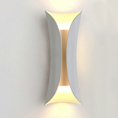Post-modern Style 2-Bulb Metal Wall Mounted Light Sleeping Room Wall Sconce Light