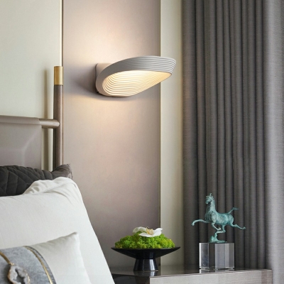 Uniquely Shaped Arcylic Flush Mount Wall Light Postmodern Warm Light Wall Sconce Lighting for Living Room