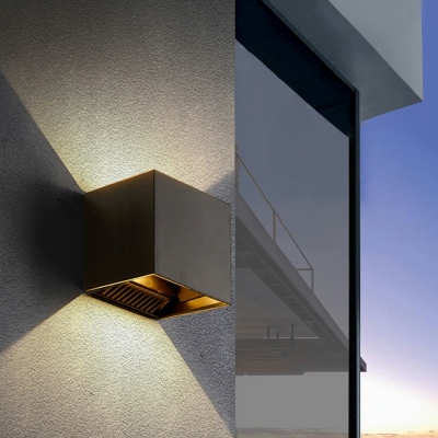 Modern Minimalist Style Square Shape LED Wall Sconce Metal Up and Down 2 Lights Wall Lights for Bedroom