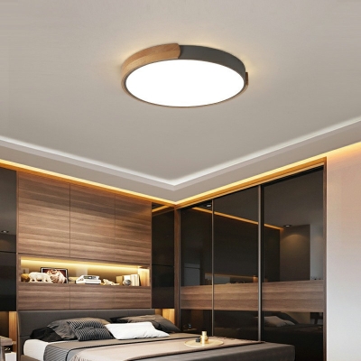 Modern Style Macaron Round Shaped Flush Mount Light Wood 1 Light Ceiling Light