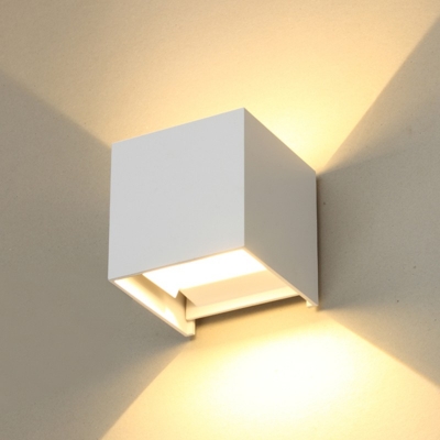 Modern Style 2-Lights Up and Down LED Wall Sconce Metal Wall Lights for Outside Wall