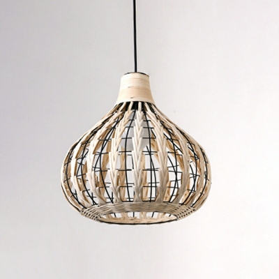 Southeast Asia Handmade Rattan Pendant Light Bulb Shaped Modern and Simple Hanging Light for Courtyard