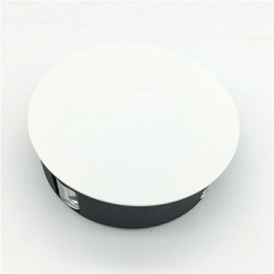 Designer Mini LED Wall Light in Brilliant Design Black-White Metal Round Wall Sconce for Gallery Besides
