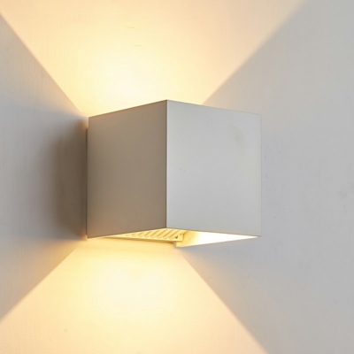 Modern Minimalist Style Square Shape LED Wall Sconce Metal Up and Down 2 Lights Wall Lights for Bedroom