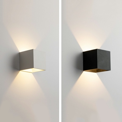 Simple Minimalist Style 2 Lights Square Wall Mounted Light Metal Wall Light Sconces for Bedroom