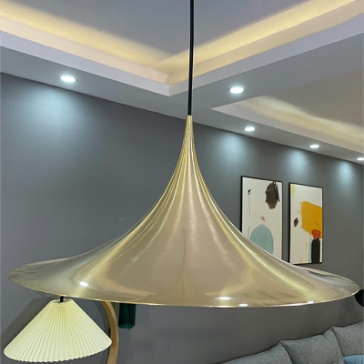 Nordic Style LED Pendant Light Modern and Simple Metal Hanging Light for Dinning Room