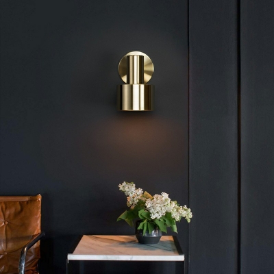 Modern Style LED Wall Sconce Nordic Style Metal Wall Light for Bedside