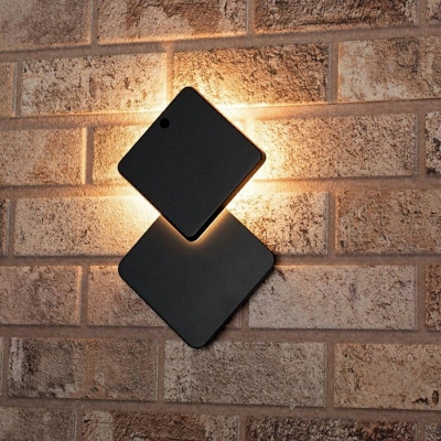 Modern Style LED Wall Sconce Metal Square Shape Wall Light for Courtyard