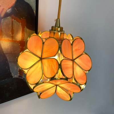 Tiffany 1 Light Pendant Lights Brass Flower Globe Vintage Elegants Ceiling Light Fixtures for Bedroom 