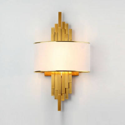 Modern Style LED Wall Sconce Nordic Style Metal Acrylic Wall Light for Bedside