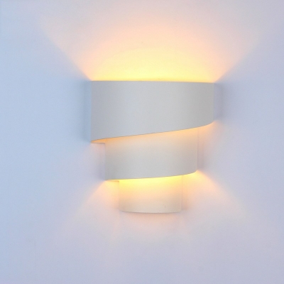 Creative Minimalist Metal Wall Light for Bedside Hallway and Corridor