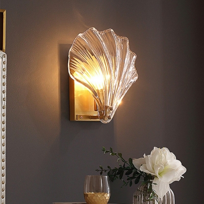 Nordic Style LED Wall Sconce Light Modern Style Shell Shaped Glass Wall Light for Bedside