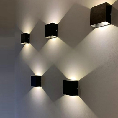 Simple Metal Geometry Wall Light for Outdoor Courtyard Villa and Corridor