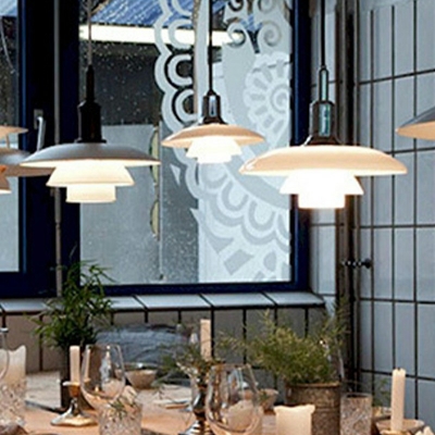 Northern Europe Metal Decorative Pendant Light for Restaurant Bedroom and Bar