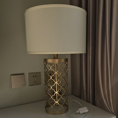1-Light Night Table Lamps Minimalism Style Drum Shape Metal Table Light