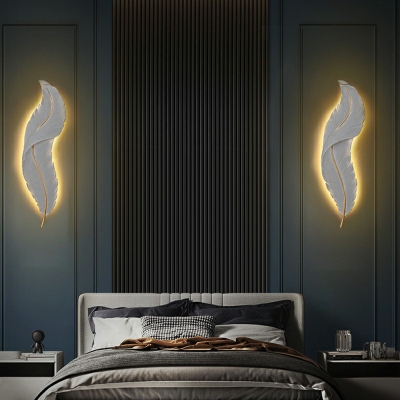 Modern Style LED Wall Sconce Light Nordic Style Feather Shaped Metal Wall Light for Aisle