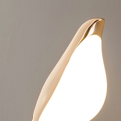 Modern Creative Pigeon Shape Sconce Wall Light for Sofa Background Wall and Bedroom