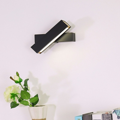 Modern Style LED Wall Sconce Light Minimalism Style Metal Acrylic Warm Light Wall Light for Bathroom Bedside