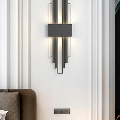 Modern Style LED Wall Sconce Light Minimalism Style Metal Acrylic Warm Light Wall Light for Living Room