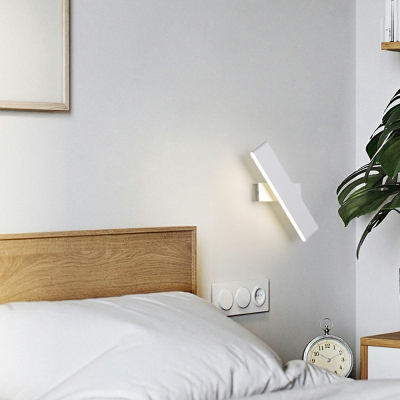 Modern Style LED Wall Sconce Light Minimalism Style Metal Acrylic Wall Light for Bedside Aisle