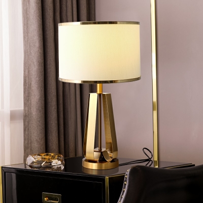 1-Light Bedside Table Lamps Minimalist Style Drum Shape Metal Nightstand Lamp