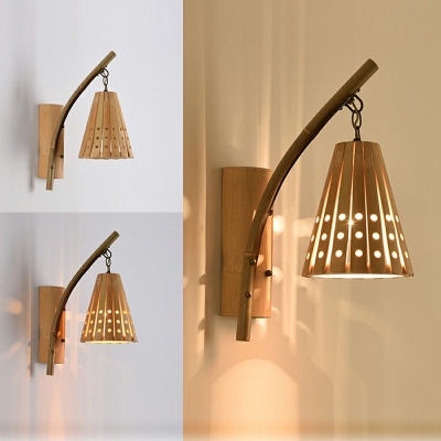 Japanese Style Wood Wall Light Modern Style Creative Wall Sconce Light for Aisle