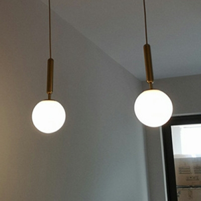 1 Light Globe Shade Hanging Light Modern Style Glass Pendant Light for Living Room