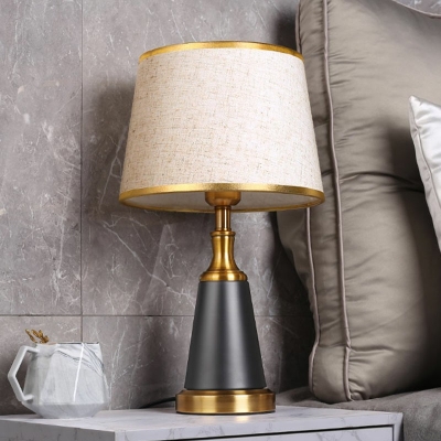 Postmodern Night Table Lamps Black Metal Table Light for Bedroom Living Room