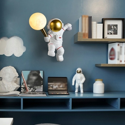 1 Light Kid's Room Wall Mounted Light Fixture Creative Astronaut Flush Wall Sconce Light