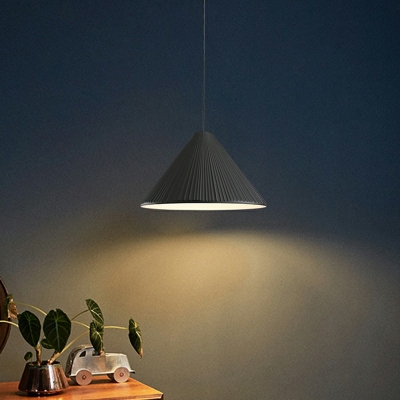Hanging Light Kit Modern Style Resin Pendant Lighting for Living Room