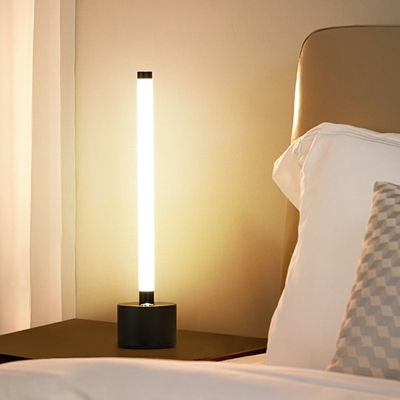 Modernism Warm Light Metal Base Night Table Lamps Aluminum Table Lamp for Bedroom