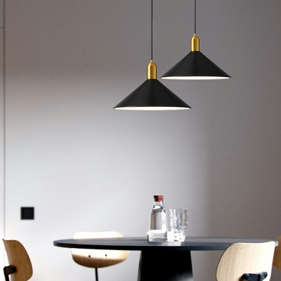 Pendant Lighting Modern Style Metal Pendant Light Fixture for Living Room
