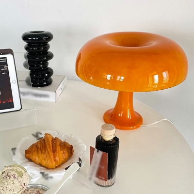 Contemporary Mushroom Night Table Lamps Glass Standing Table Lamp for Bedroom