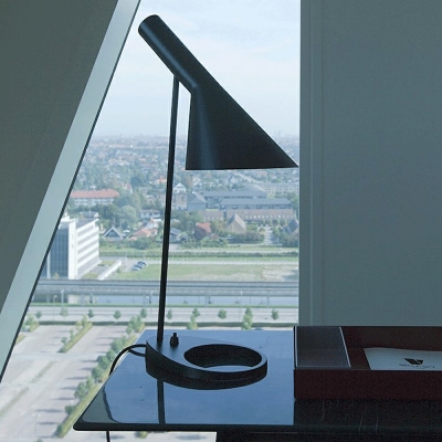 1 Light Modern Led Table Lamps Round Shape Metal Table Light for Bedroom