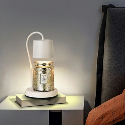 1-Light Nightstand Lamp Contemporary Style Geometric Shape Metal Table Light (without Aromatherapy Candles)