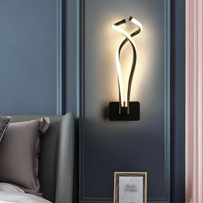 Metal Curve Wall Sconce Lighting Modern Style 2 Lights Hanging Sconce Light Fixture in White