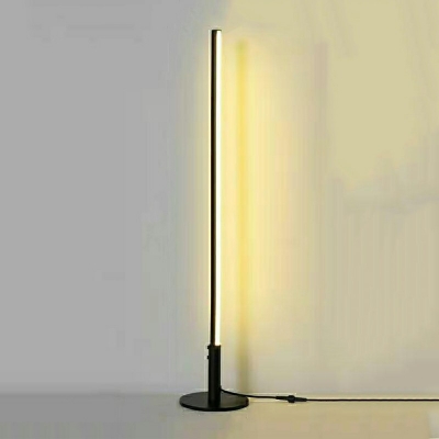 Minimal Floor Lamp Black Metal Floor Lighting for Living Room
