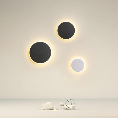 Circular Wall Lighting Fixtures Modern Style Metal 1-Light Wall Sconce Lights in White