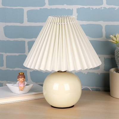 Contemporary Fabric Table Lamps E27 Lighting for Living Room