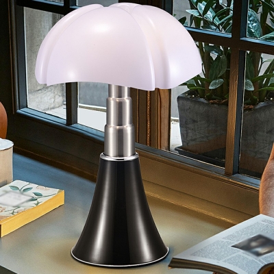 Contemporary Metal Lighting Table Lamps for Bedroom and Living Room