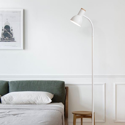 1 Light Floor Lamp Contemporary Style Metal Floor Lamp for Bedroom