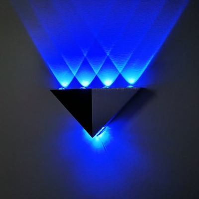 Metal Modern Style Wall Light LED Fixture Black Triangle LED Wall Sconce for Bedroom
