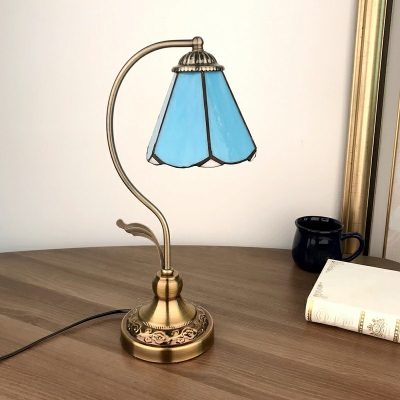 Tiffany Glass Table Lamps Down Lighting for Living Room and Bedroom